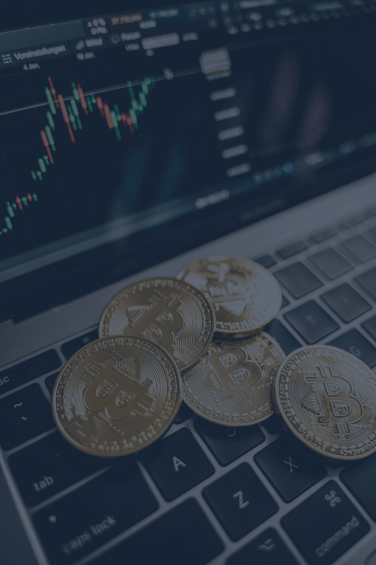 bitcoin-am-laptop-gelegen